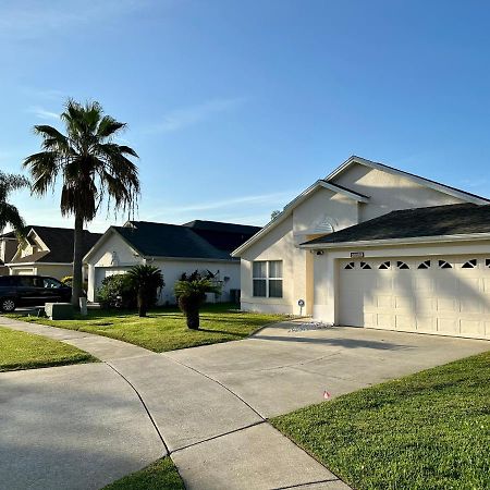 Private Pool With A Beautiful View Overlooking The Lake! Near Disney - Universal 키시미 외부 사진