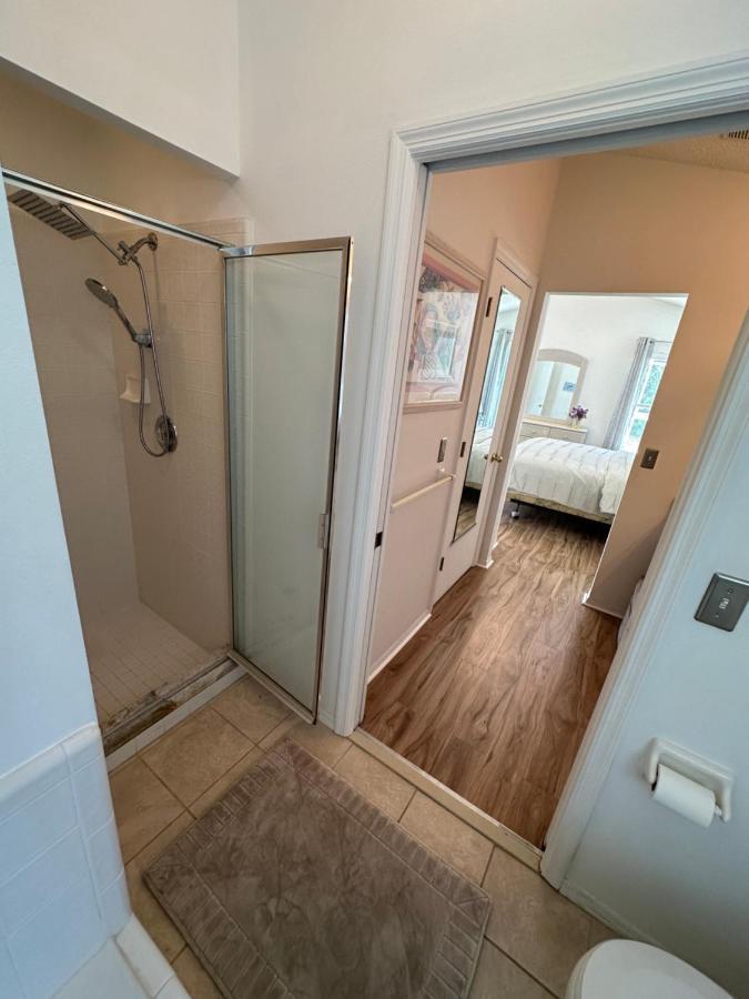 Private Pool With A Beautiful View Overlooking The Lake! Near Disney - Universal 키시미 외부 사진