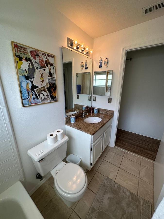 Private Pool With A Beautiful View Overlooking The Lake! Near Disney - Universal 키시미 외부 사진