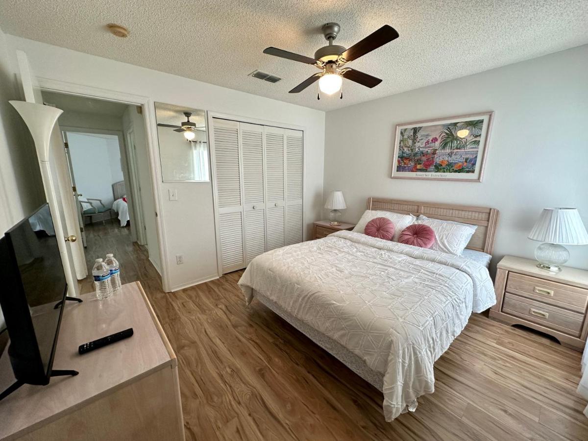 Private Pool With A Beautiful View Overlooking The Lake! Near Disney - Universal 키시미 외부 사진
